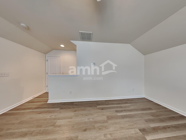 Building Photo - 3855 Annapolis Way