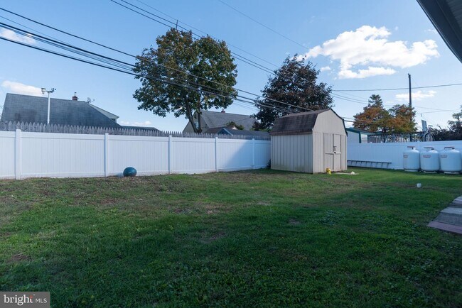 Building Photo - 68 Nettletree Ln