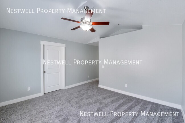 Building Photo - 1045 S 1700 W