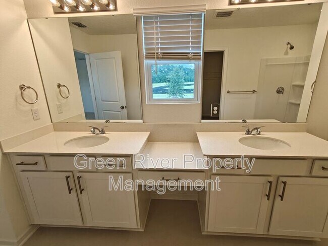Building Photo - 5724 Lagoon Cruise Wy