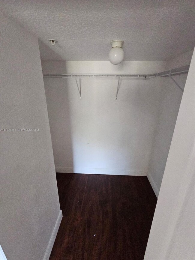 Building Photo - 20930 SW 87th Ave