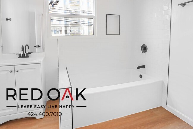 Building Photo - 2919 W 8th St