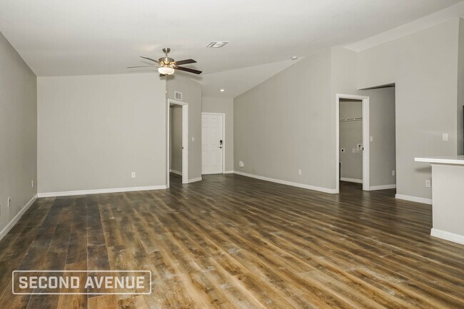 Building Photo - 159 Kirby