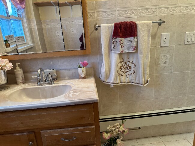 Building Photo - 269 N 1st Ave