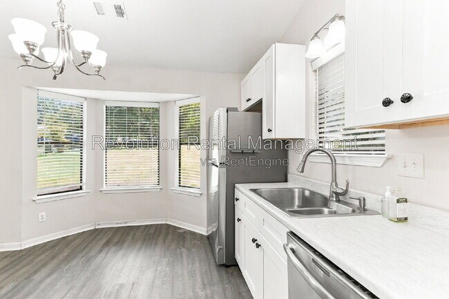 Building Photo - 3843 N Fork Ct NW
