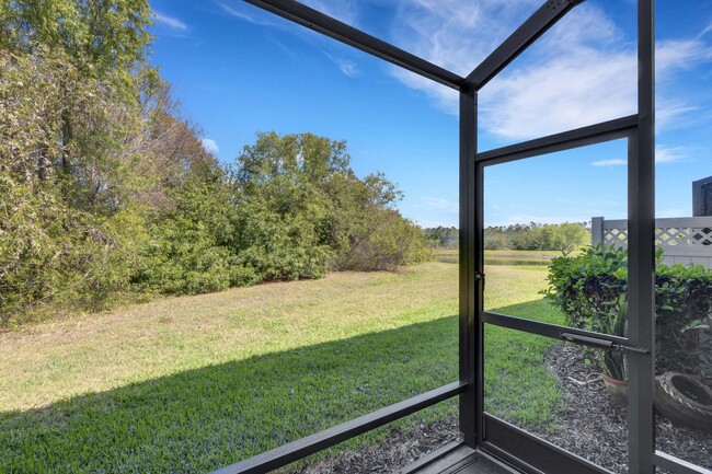 Building Photo - Beautiful Townhome for Rent