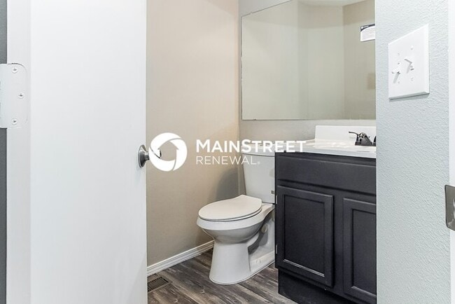 Building Photo - 4 Bedroom Pet-Friendly Home in Colorado Springs, CO with Main Street Renewal