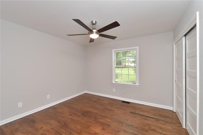 Building Photo - 4176 Triple Creek Ct NE