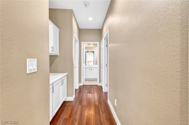 Building Photo - 11757 Del Sur Ave