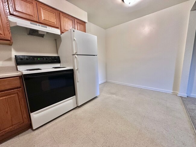 IMG_2267 - Parklane Apartments