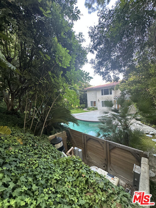 Building Photo - 23444 Park Hermosa