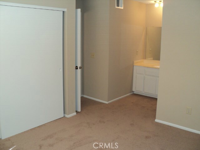 Building Photo - 23605 Golden Springs Dr