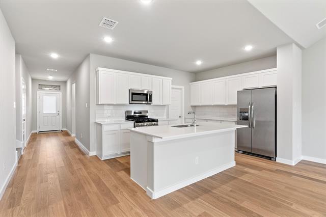 Building Photo - 2010 Sandpiper Wy