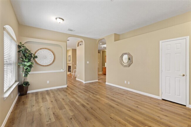 Building Photo - 21118 Terrace View Dr