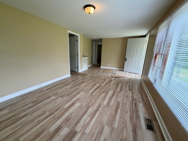 Building Photo - 1414 Daresa Ln