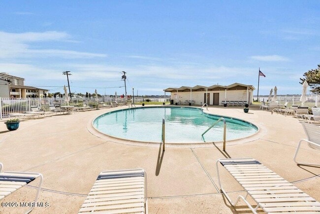 Building Photo - 113 Wharfside Dr