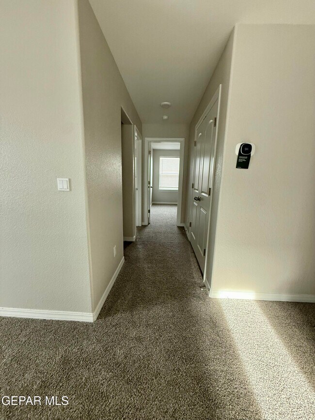 Building Photo - 12868 Star Gaze Ave