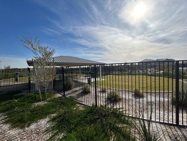 Building Photo - 17728 W Vogel Ave