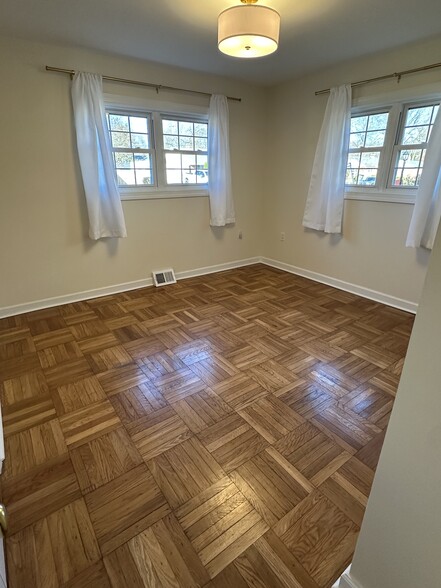 Building Photo - 108 Homewood Rd