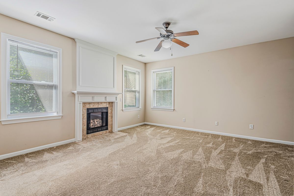 Building Photo - 1807 Preserve Creek Way