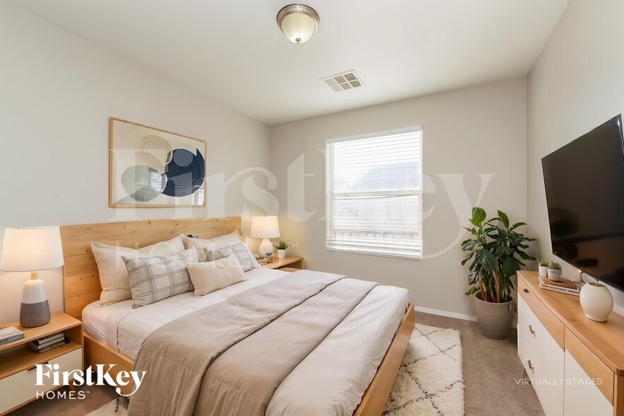 Building Photo - 8301 W Wildwood Glen Dr