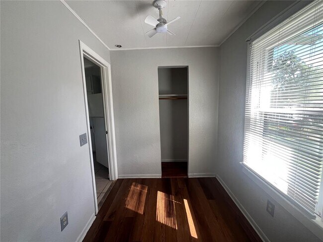 Building Photo - 228 W Bullard Ave
