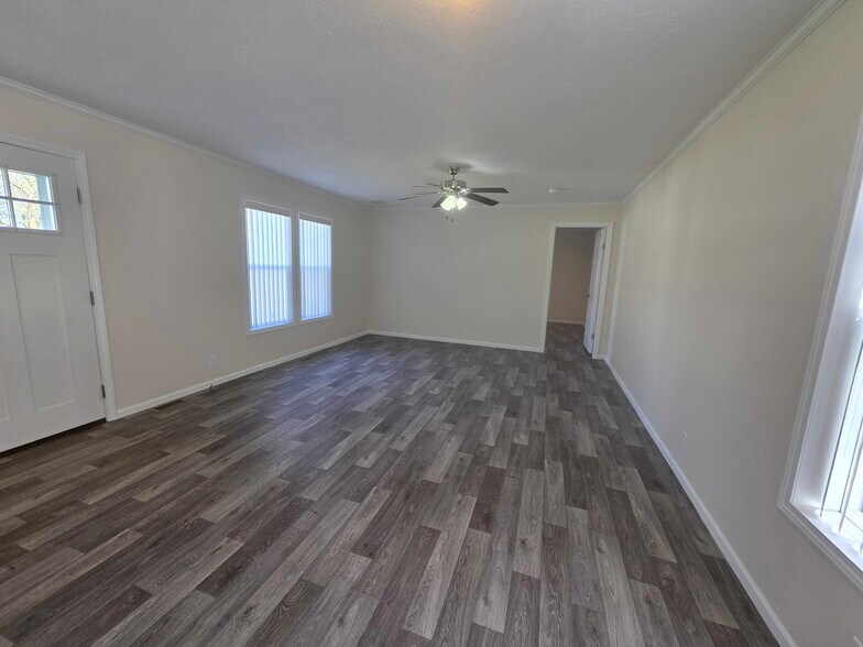 Building Photo - 3628 Birch St