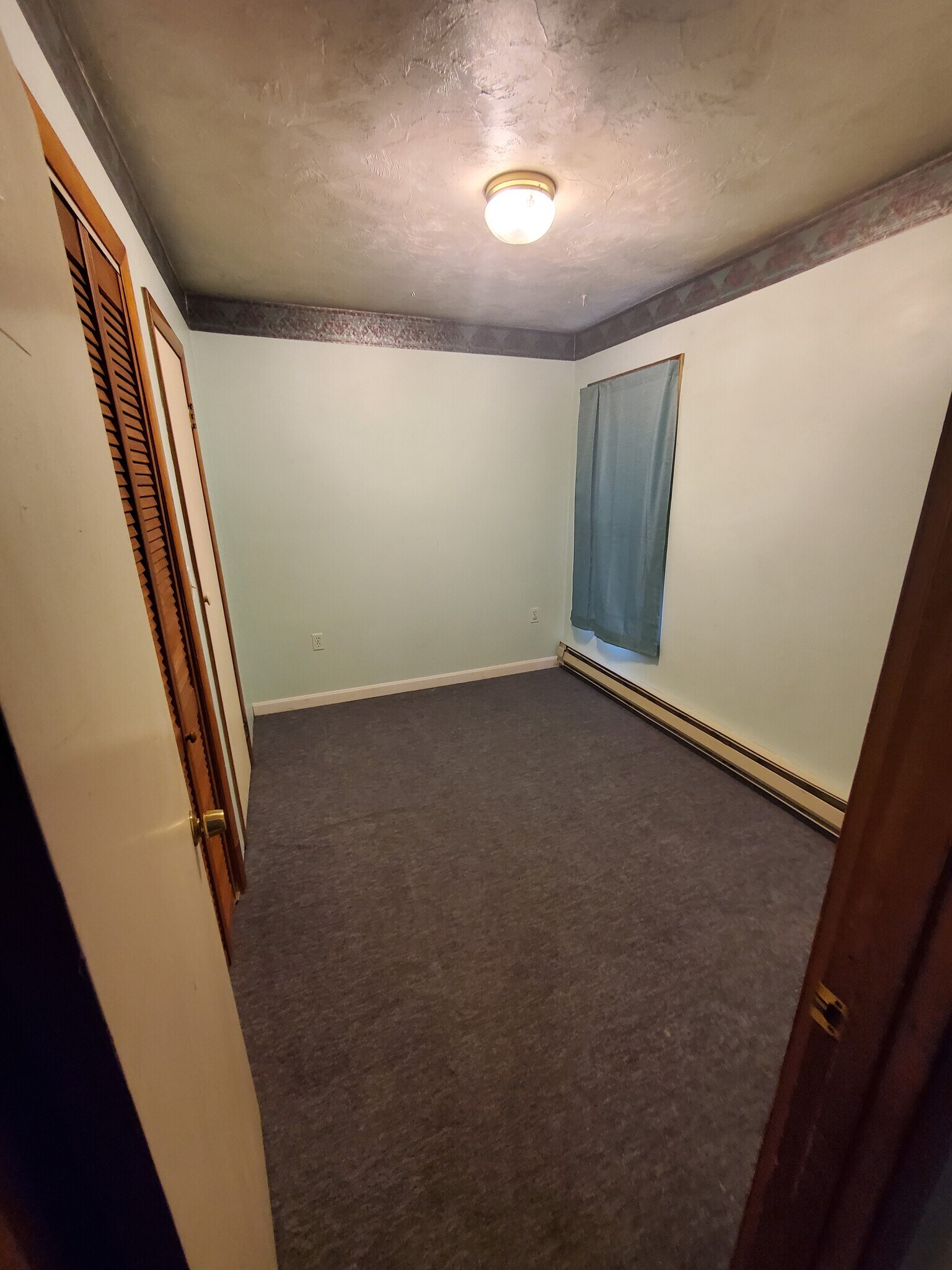2nd Bedroom - 3 Ludlow St