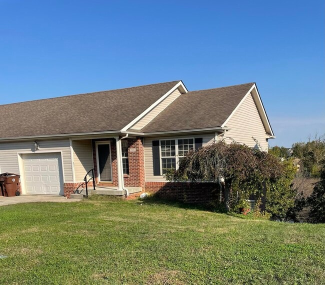 Primary Photo - 316 Silverton Way
