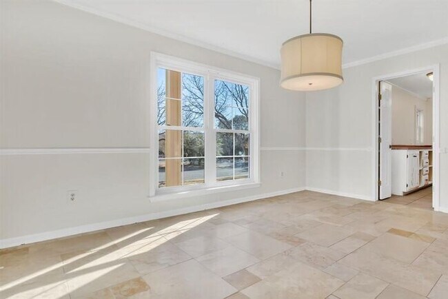Building Photo - 3112 Brightwood Dr, Austin, Texas 78746