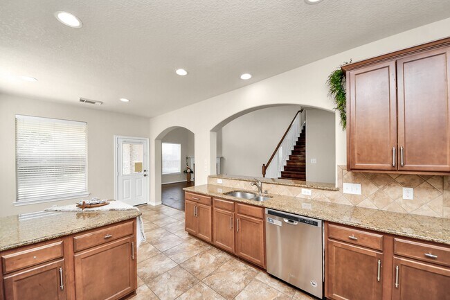 Building Photo - 8627 Sweet Pasture Dr