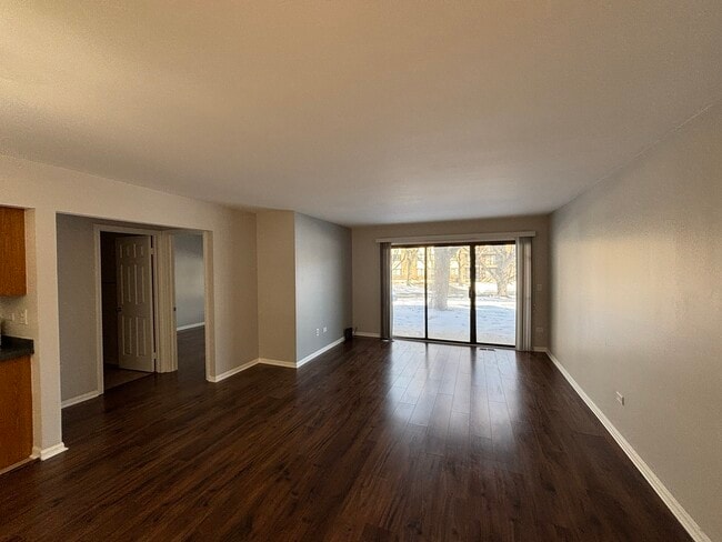 Building Photo - 367 Sandhurst Cir