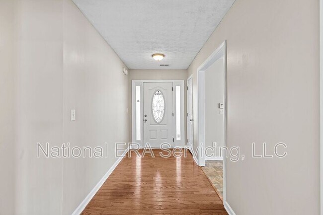 Building Photo - 185 Vintage Dr