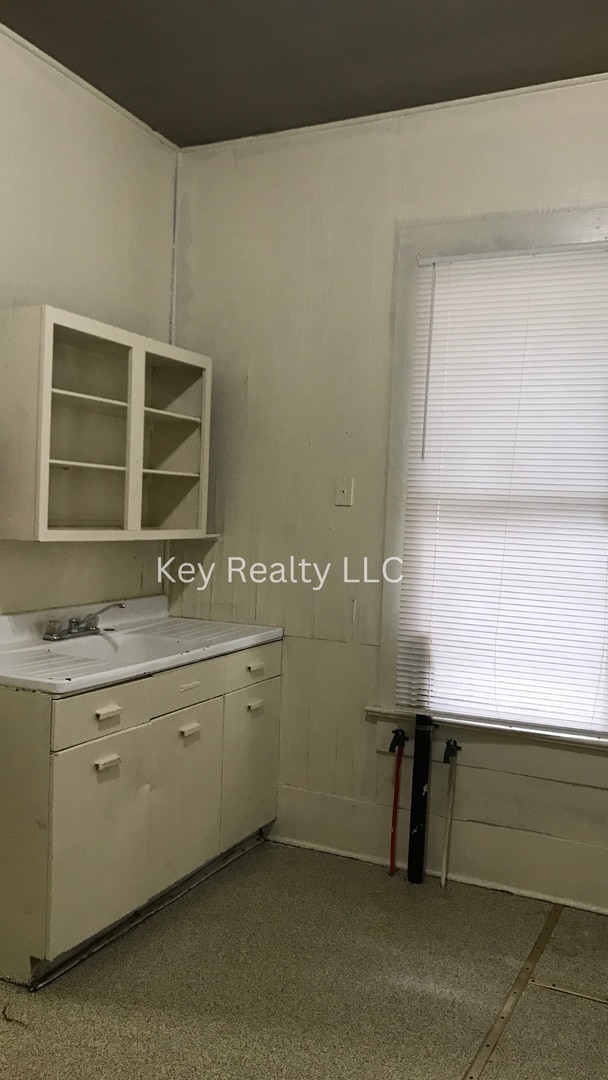 Building Photo - **** 612 - A 18th Street - Alexandria MOVE IN SPECIAL