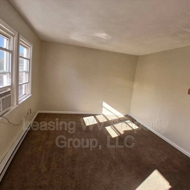 Building Photo - 2704 Creamery St