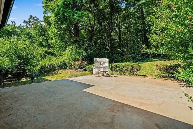 Building Photo - 2637 Casher Dr