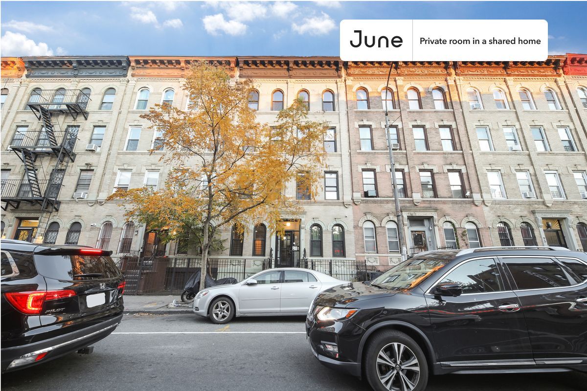 Building Photo - Room in Shared 4 bed/1 bath home in Crown Heights