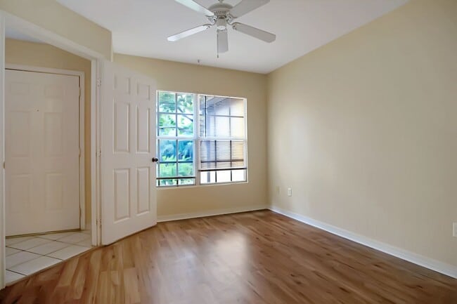 Building Photo - 1 Bedroom Condo in Orlando Now Available!