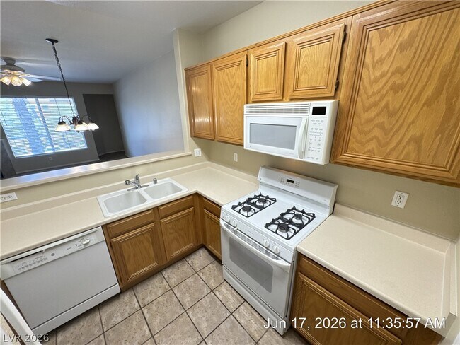 Building Photo - 7131 S Durango Dr