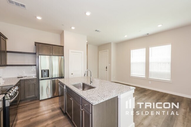 Building Photo - 206 Ledburn Ct