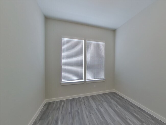 Building Photo - 22716 Terrazzo Dr