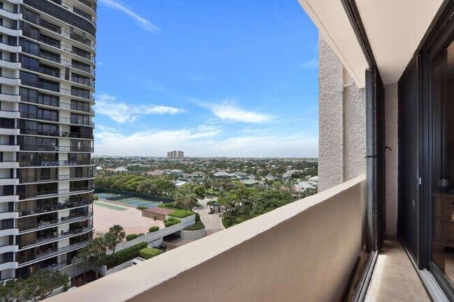 Building Photo - 4200 N Ocean Dr