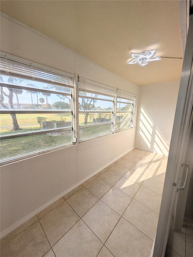 Building Photo - 850 SW 133rd Terrace