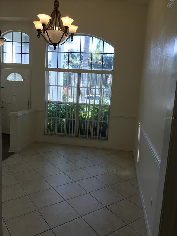 Building Photo - 1800 Shadow Pine Ct