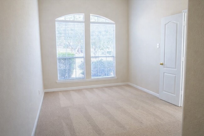 Building Photo - 8515 Clarkman Ridge Ln