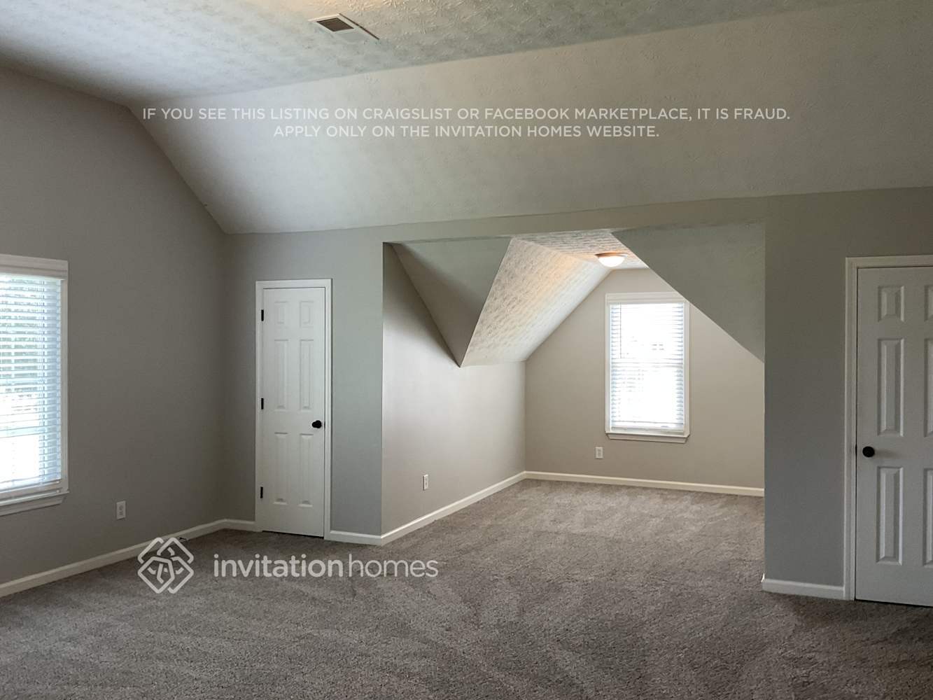Building Photo - 989 Field View Dr