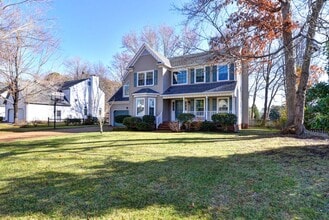 Building Photo - Lovely Home in Seaford