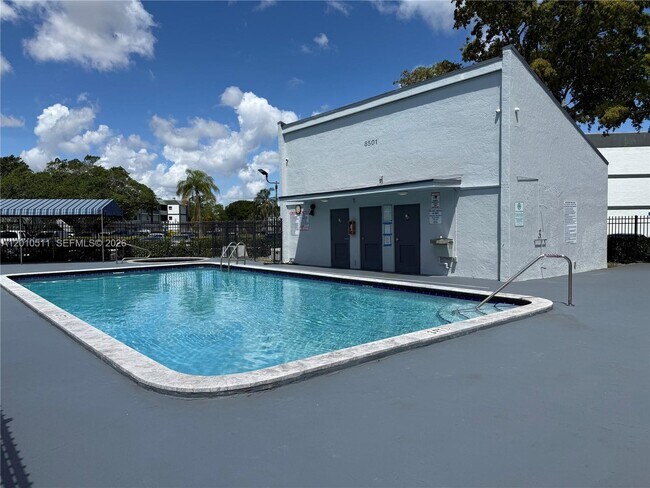 Building Photo - 8340 Sands Point Blvd
