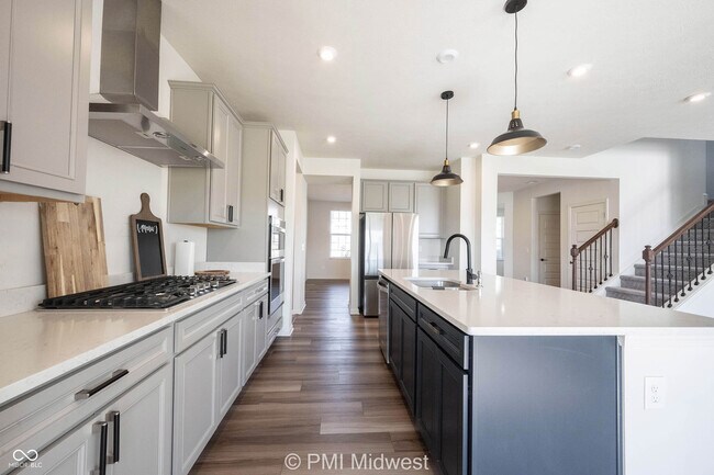 Building Photo - 6809 Blackwater Ln