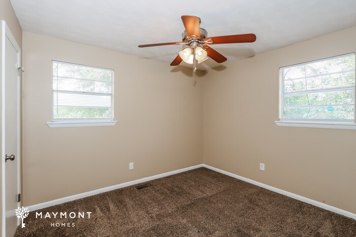 Building Photo - 4113 N Sylvania Ct